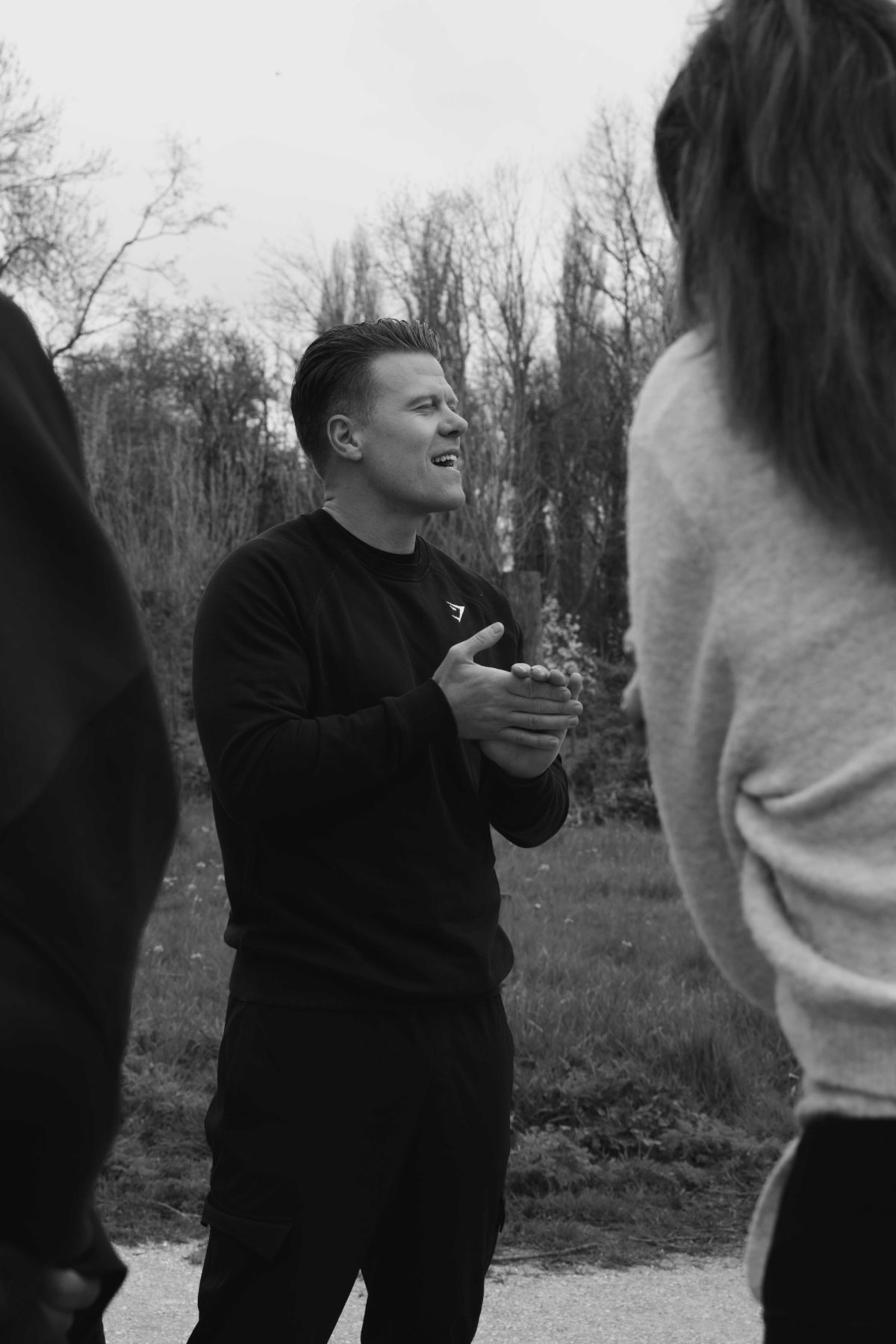 Maikel Wevers, coach en oprichter van Be Resilient, tijdens een groepstraining